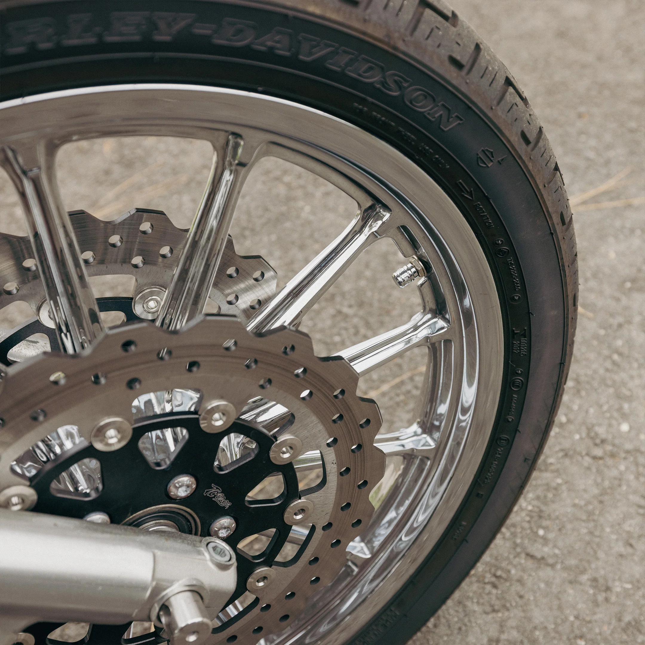 Billet Valve Stem Caps - Chrome - Image 4