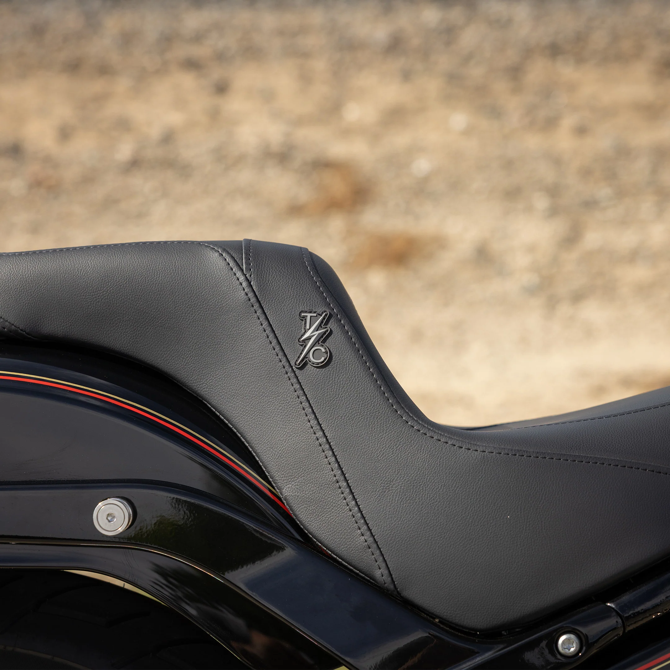 Thrashin® X Saddlemen® Step-Up™ Seat - Softail Lowrider 2018-2025 - Classic (Smooth) - Image 3
